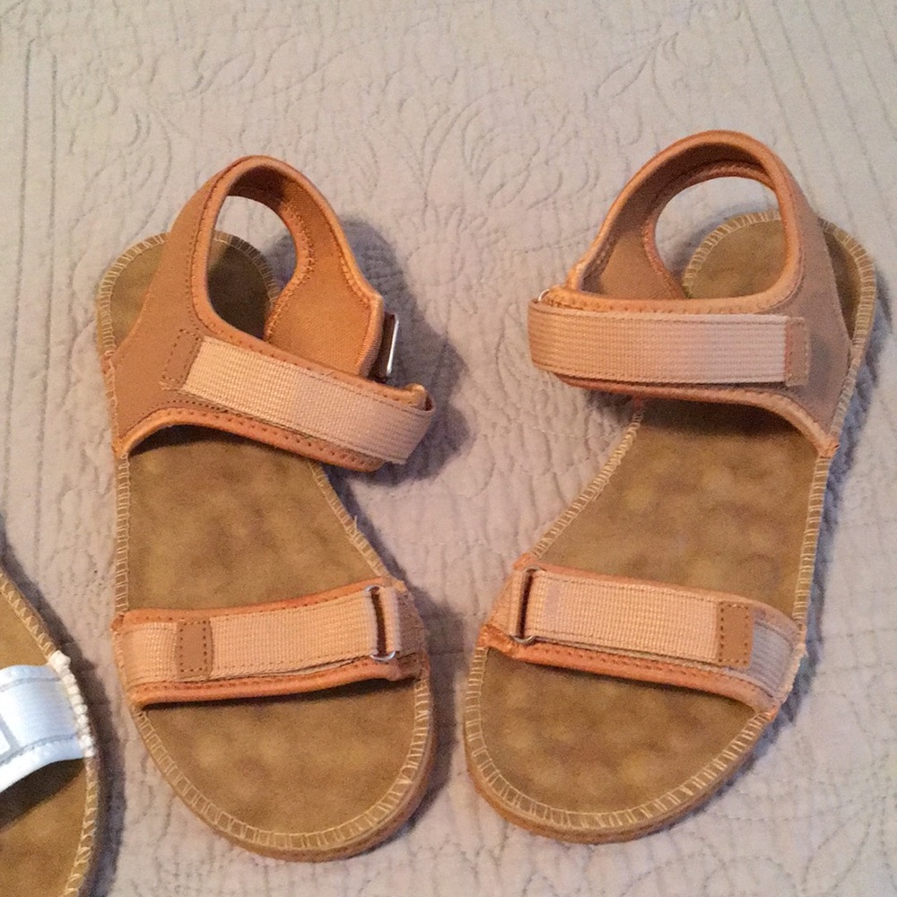 Sandal Bundle - Picture 4 of 8